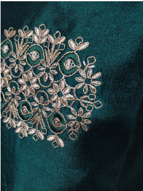 Girl's readymade Lehenga choli - Image 3